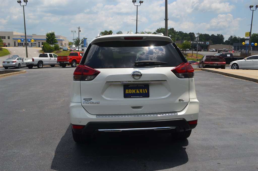 2020 Nissan Rogue - $19,950