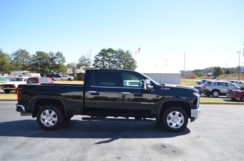 2020 Chevrolet Silverado 2500 LTZ photo