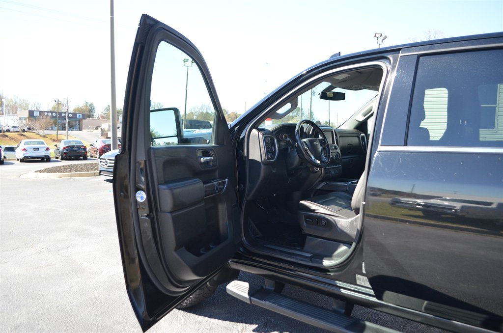 2020 Chevrolet Silverado 2500 LTZ photo