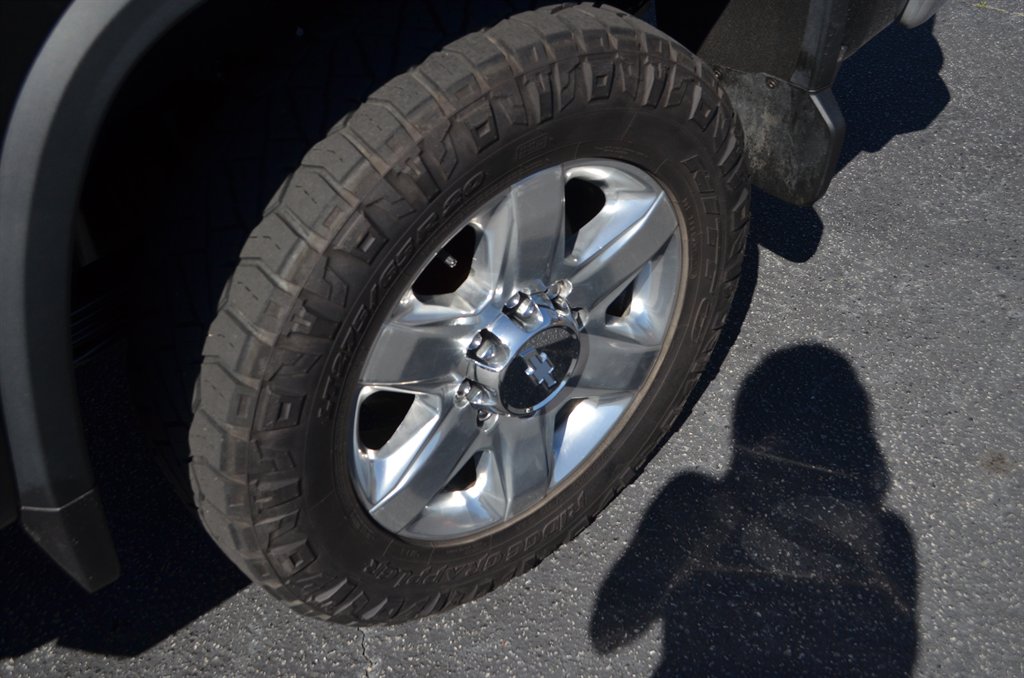 2020 Chevrolet Silverado 2500 LTZ photo
