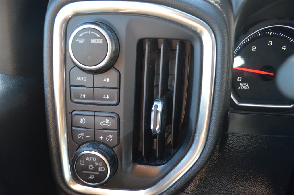 2020 Chevrolet Silverado 2500 LTZ photo