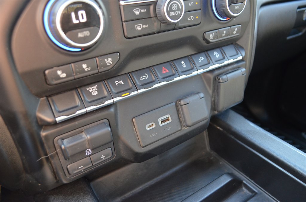2020 Chevrolet Silverado 2500 LTZ photo