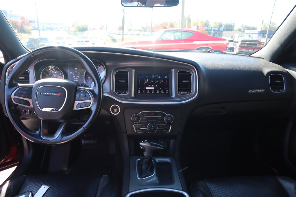 2020 Dodge Charger - $15,555