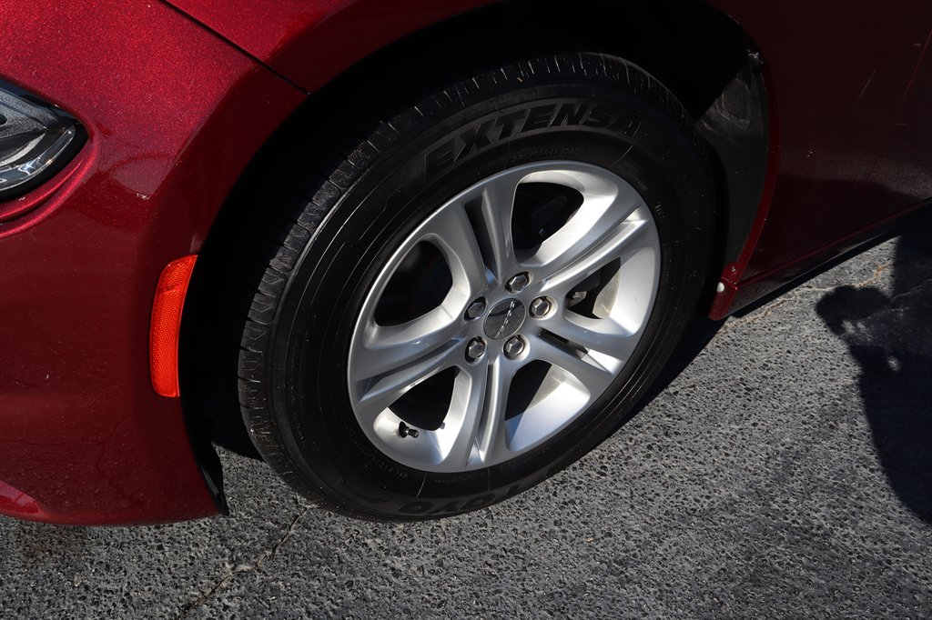 2020 Dodge Charger - $15,555