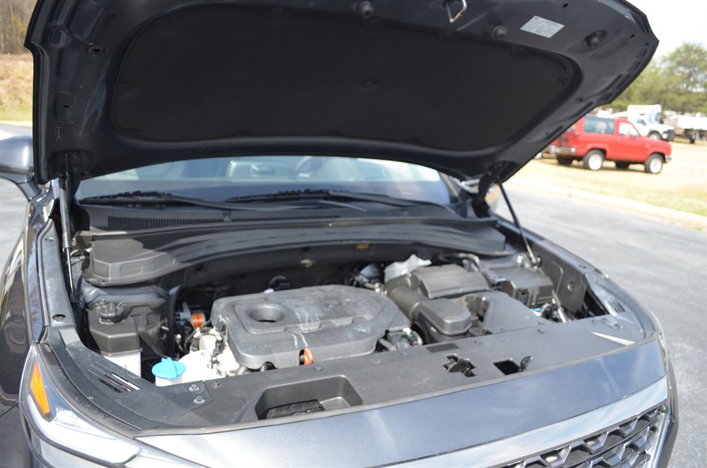 2020 Hyundai Santa Fe - $17,999