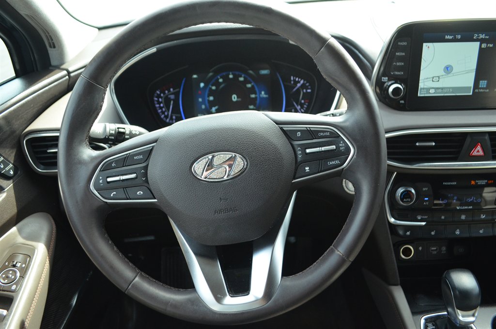 2020 Hyundai Santa Fe - $17,999