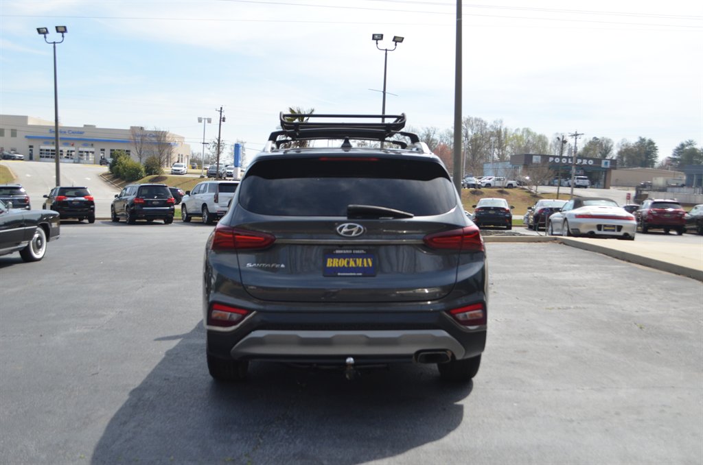 2020 Hyundai Santa Fe - $17,999