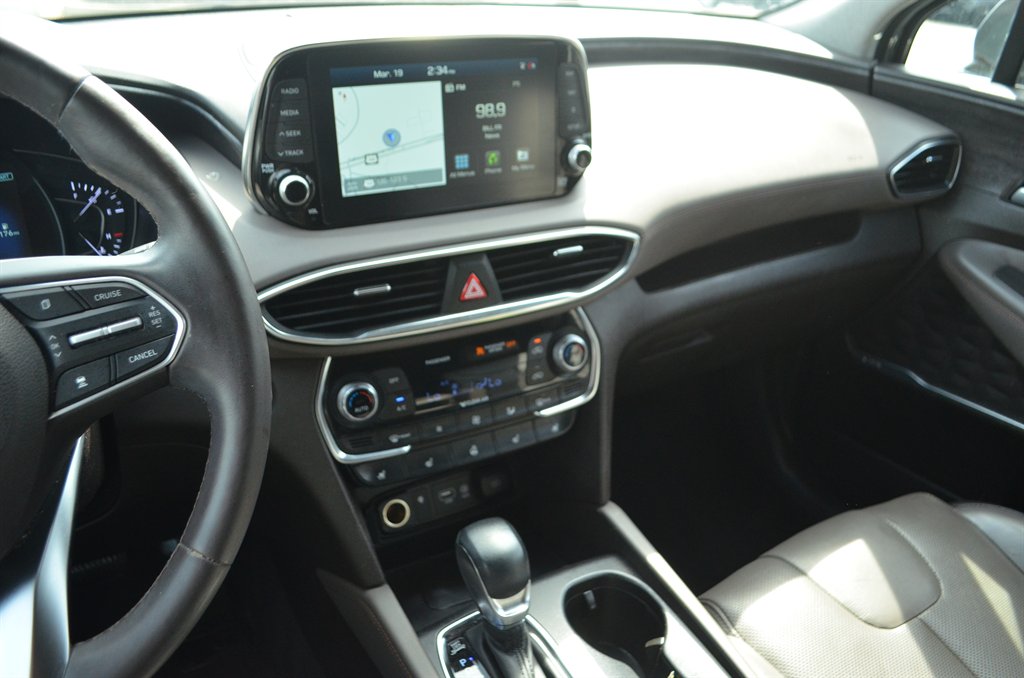 2020 Hyundai Santa Fe - $17,999