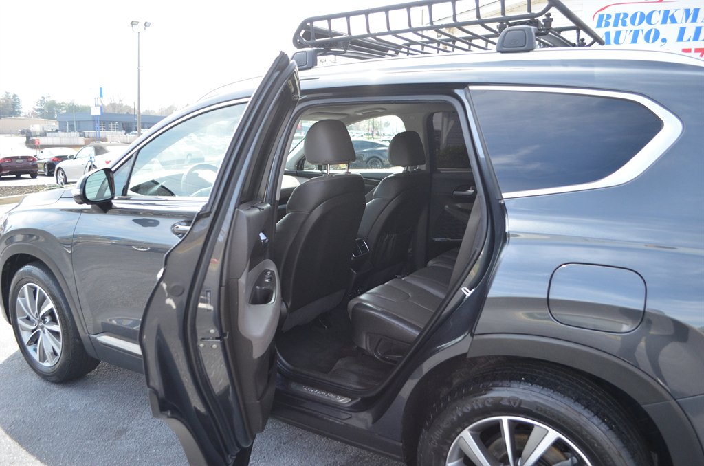2020 Hyundai Santa Fe - $17,999