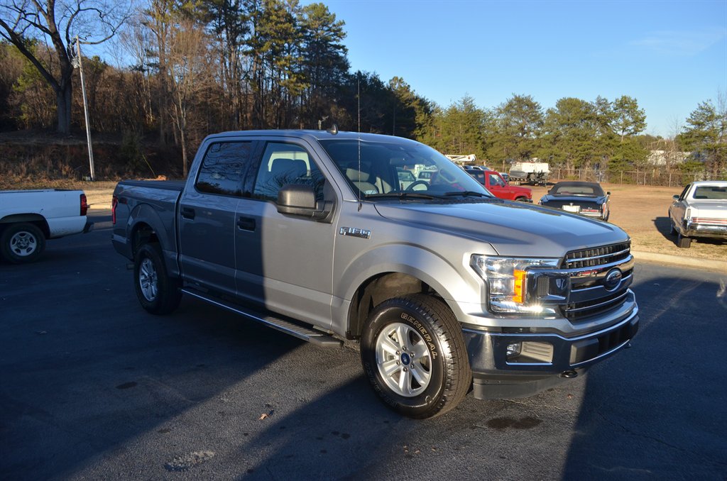 2020 Ford F150 XLT photo