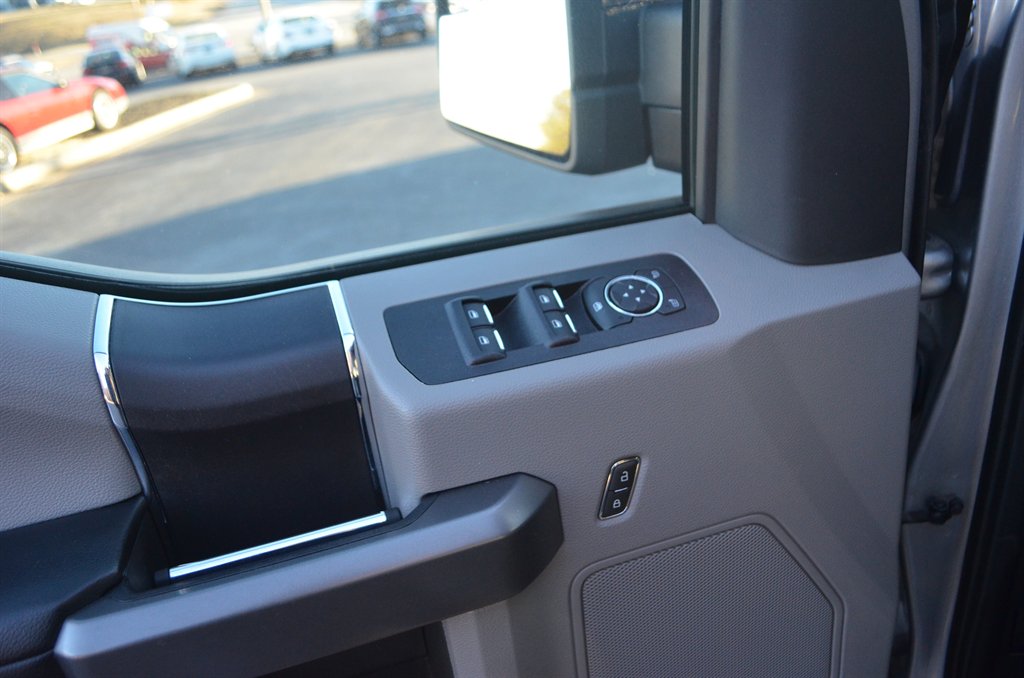 2020 Ford F150 XLT photo