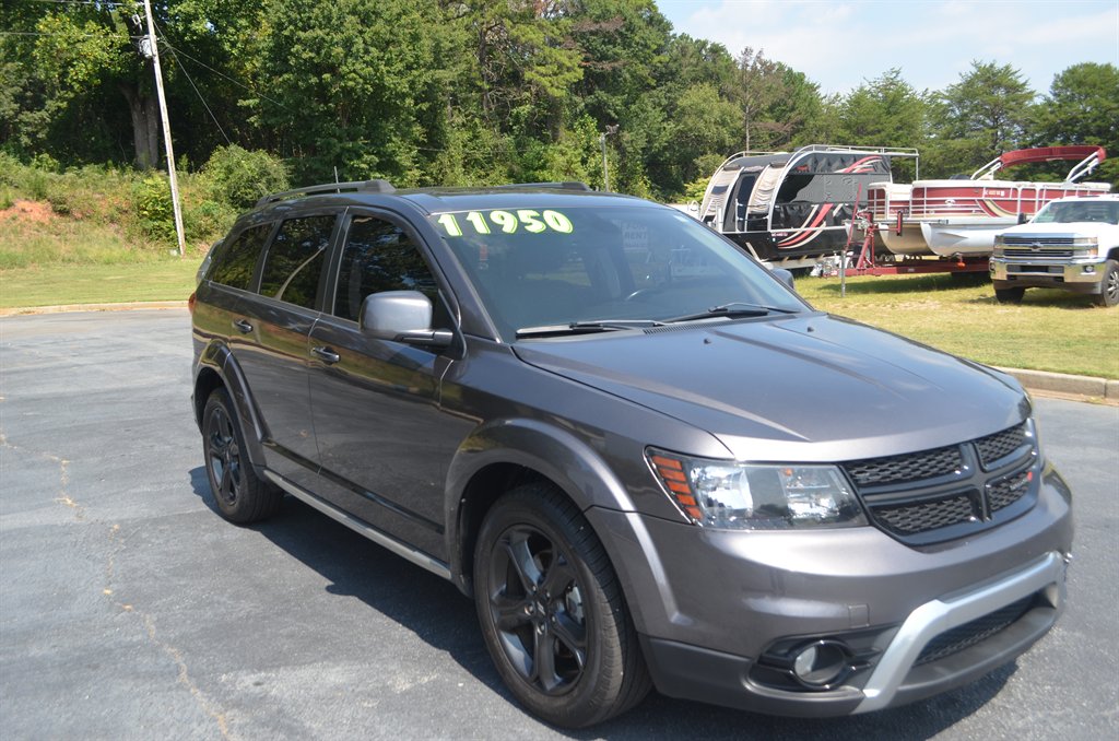 2020 Dodge Journey - $11,950