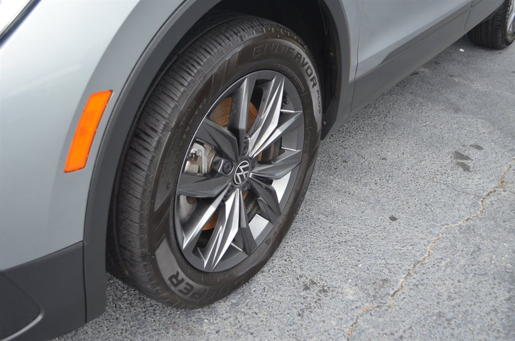 2022 Volkswagen Tiguan - $17,950