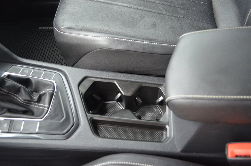 2022 Volkswagen Tiguan - $17,950