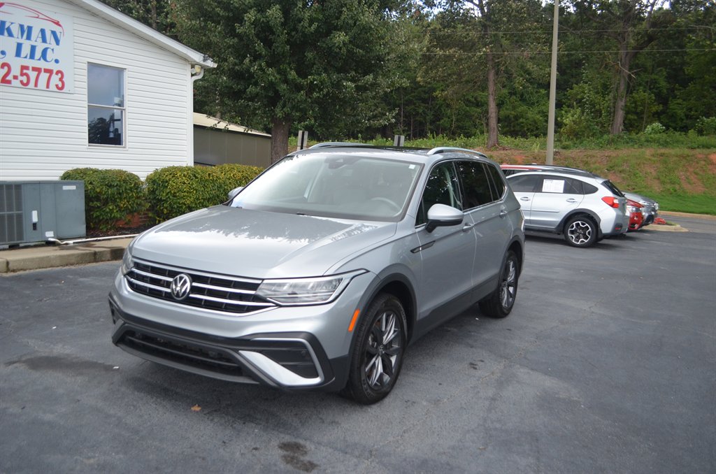 2022 Volkswagen Tiguan - $17,950