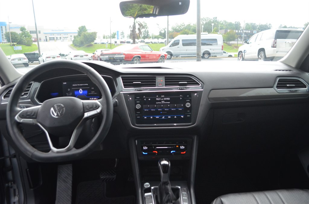 2022 Volkswagen Tiguan - $17,950