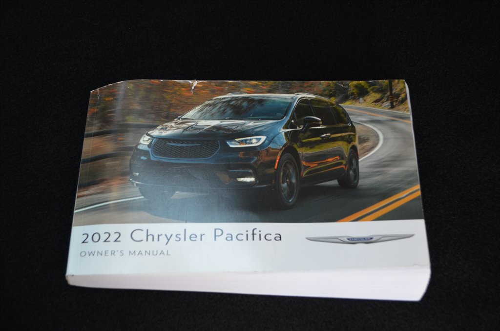 2022 Chrysler Pacifica - $19,950