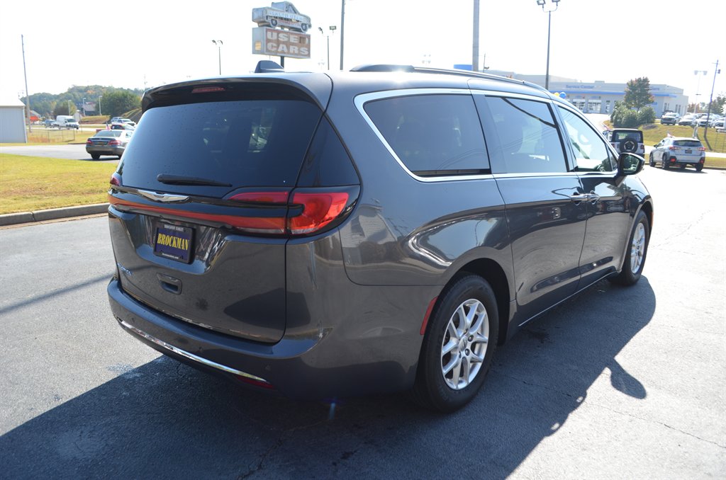 2022 Chrysler Pacifica - $19,950