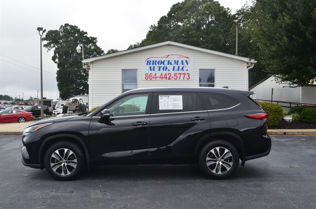 2022 Toyota Highlander - $27,950