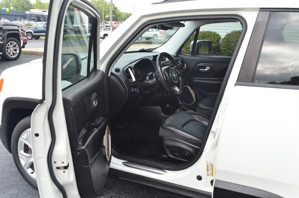 2016 Jeep Renegade - $10,950