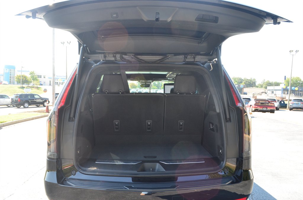 2023 Cadillac Escalade - $74,222
