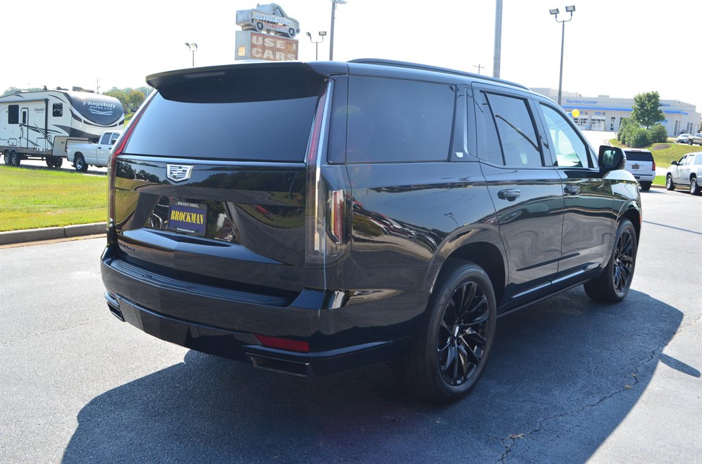 2023 Cadillac Escalade - $74,222