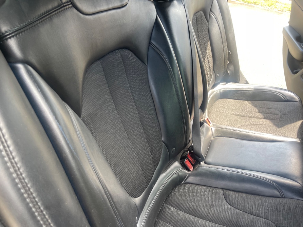 2016 Chrysler 200 S photo