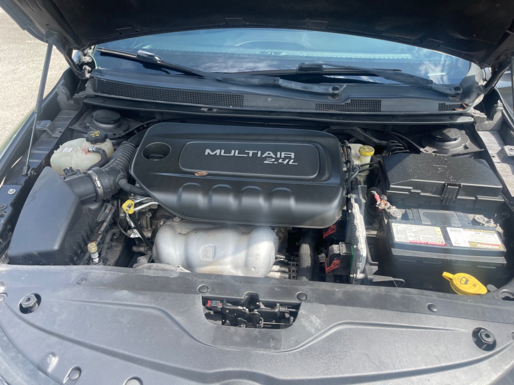 2016 Chrysler 200 S photo