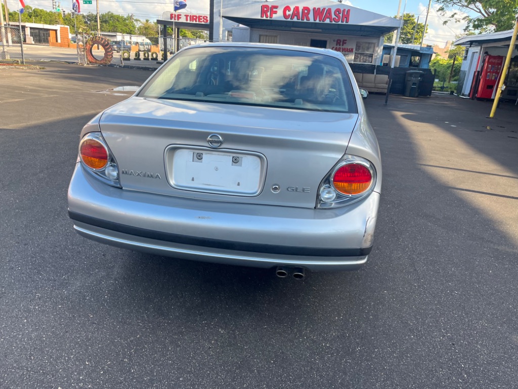 2003 Nissan Maxima