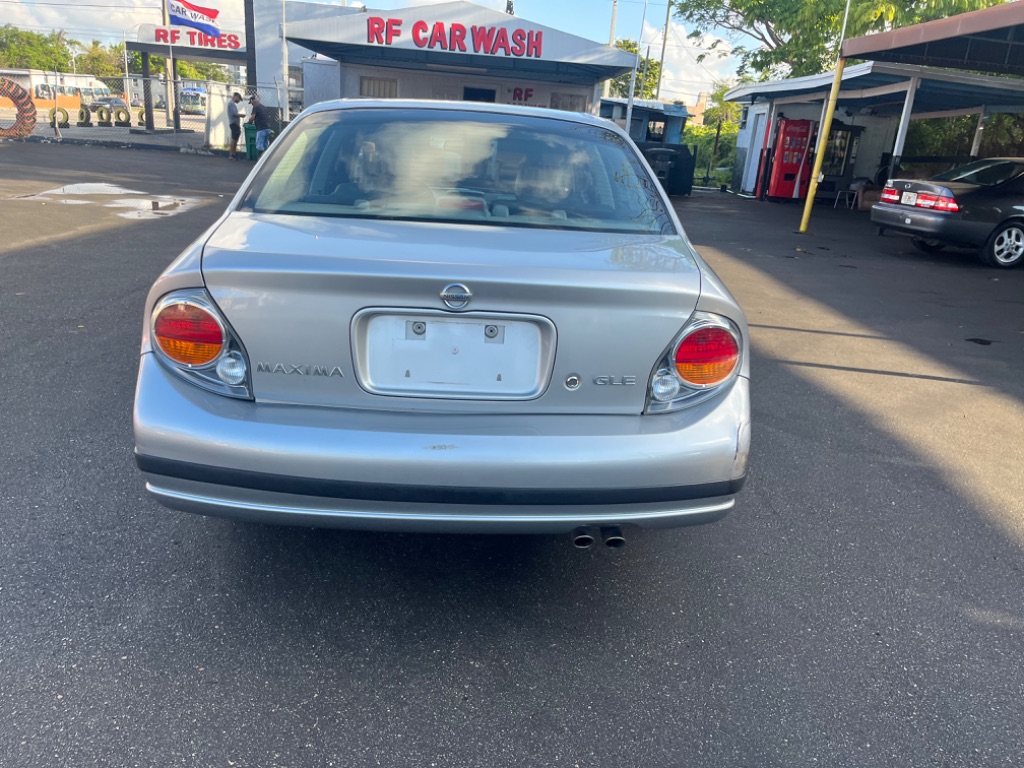 2003 Nissan Maxima