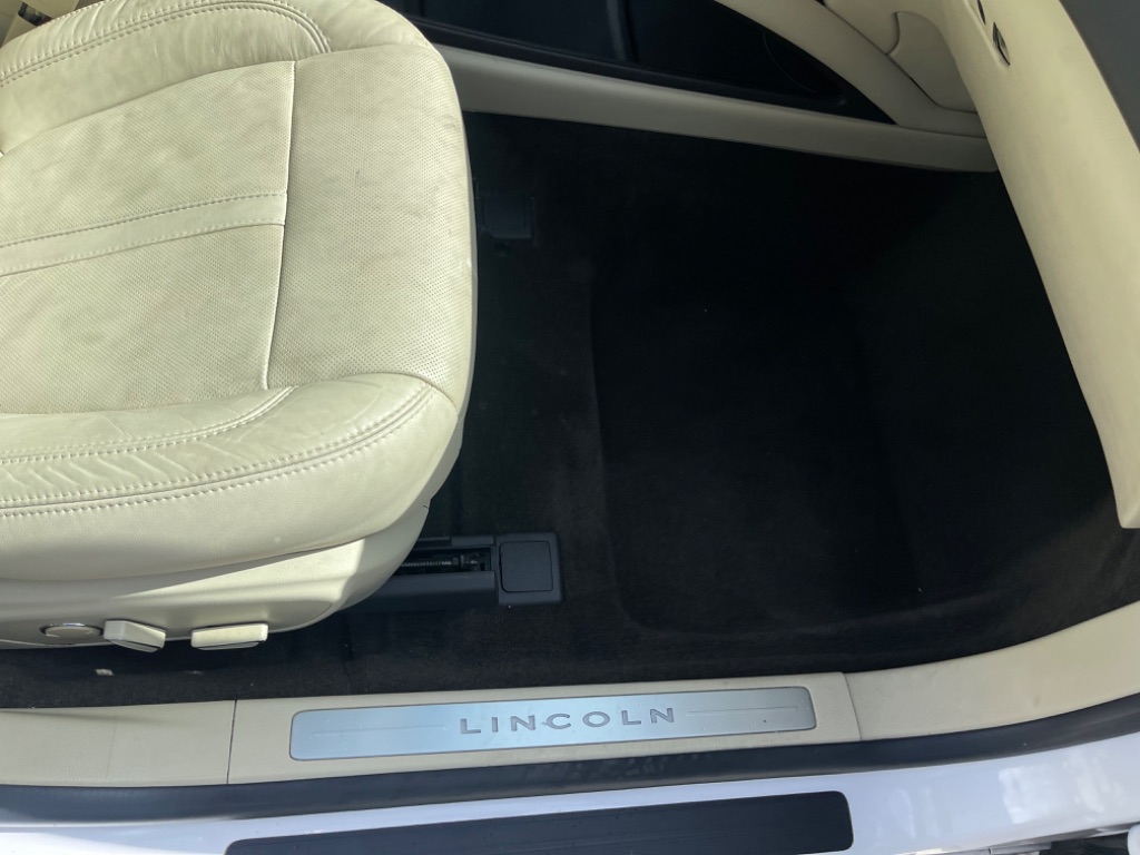 2014 Lincoln MKZ