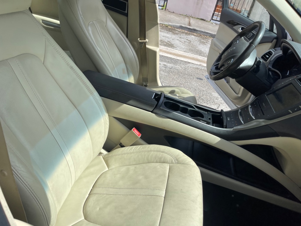 2014 Lincoln MKZ