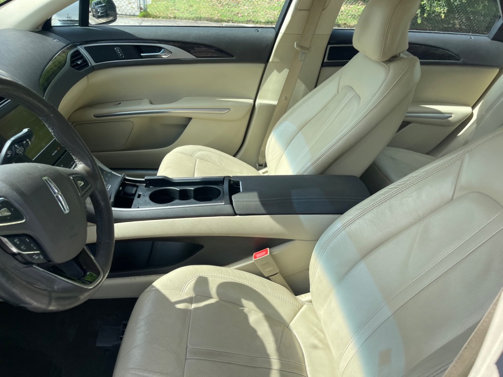2014 Lincoln MKZ
