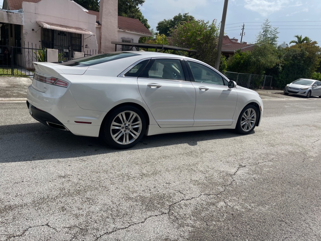2014 Lincoln MKZ