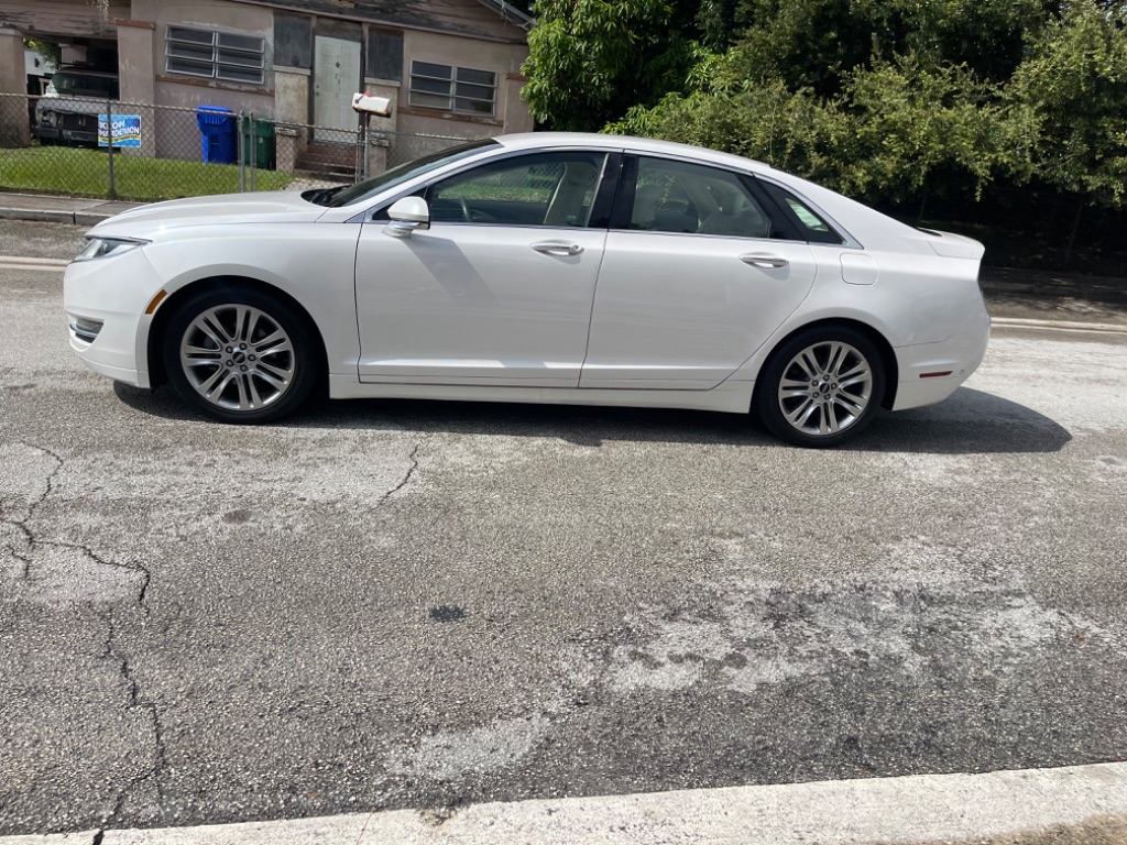 2014 Lincoln MKZ