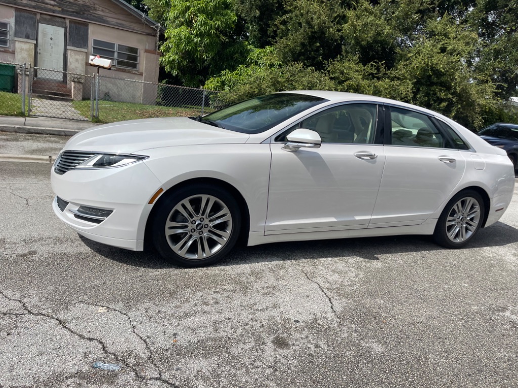2014 Lincoln MKZ