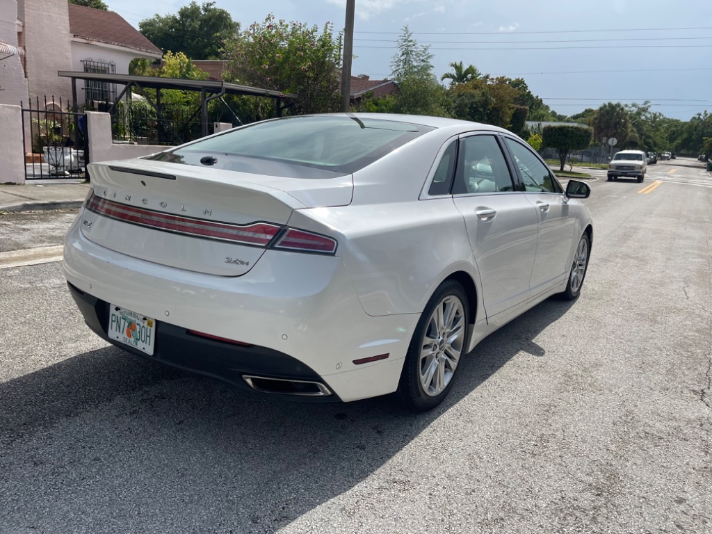 2014 Lincoln MKZ