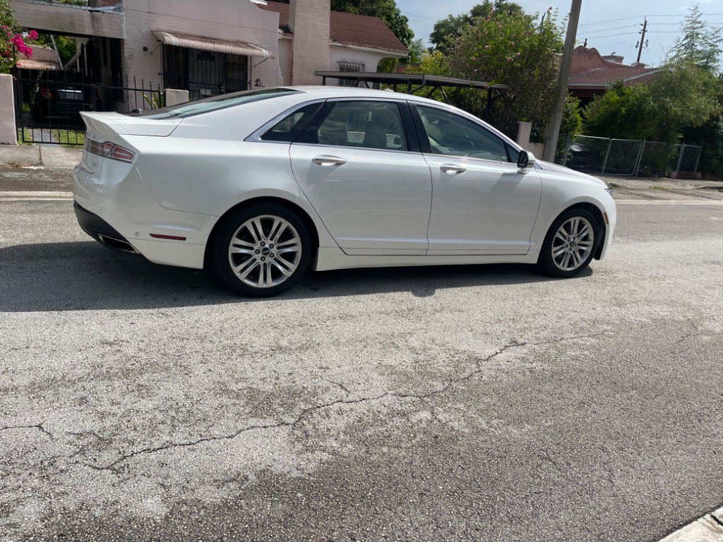 2014 Lincoln MKZ