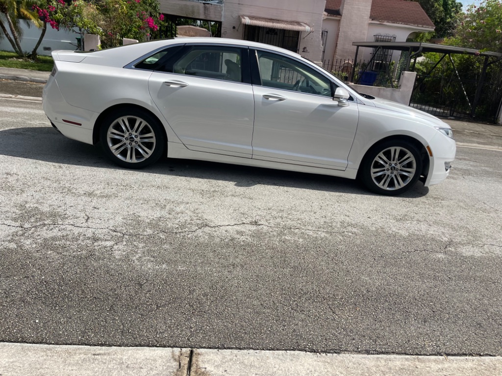 2014 Lincoln MKZ