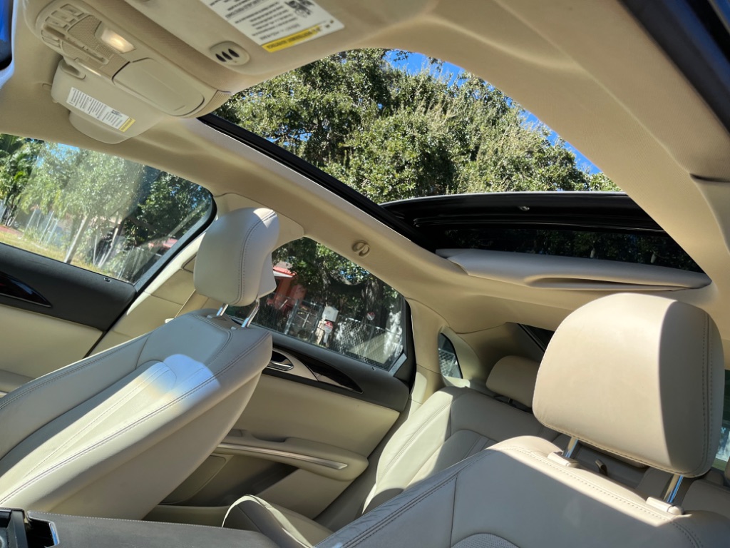 2014 Lincoln MKZ