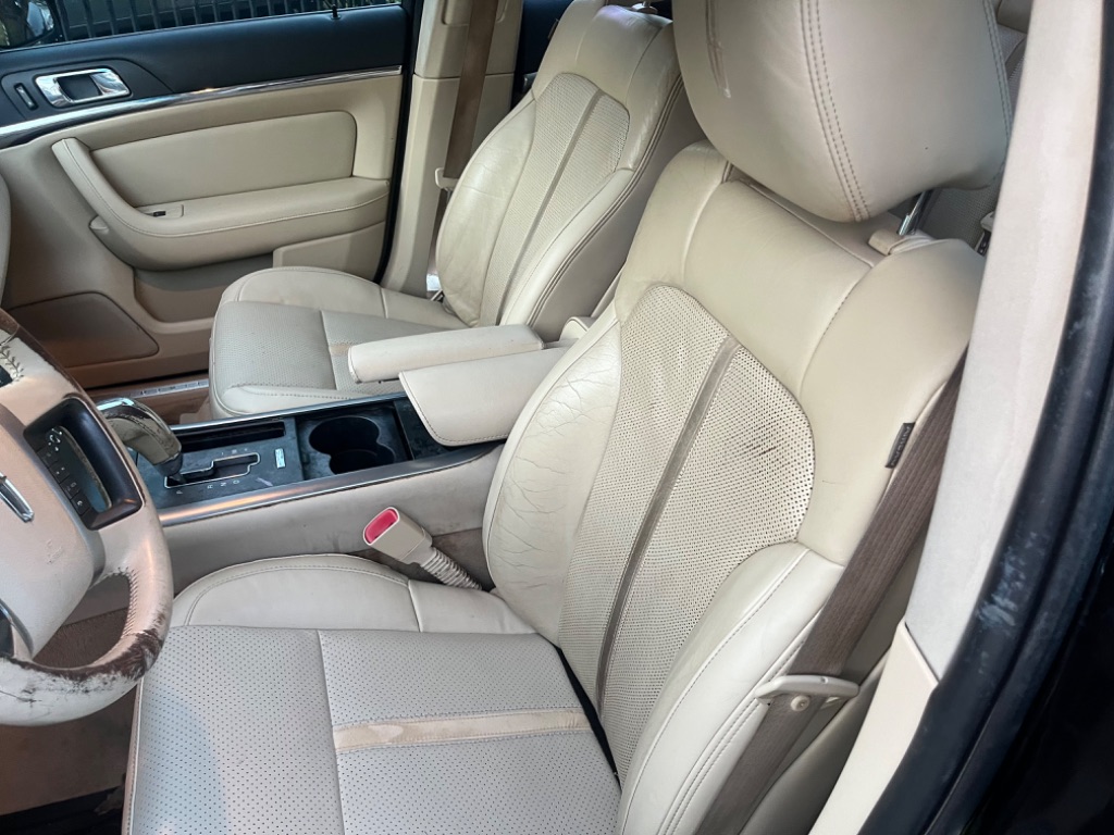 2009 Lincoln MKS