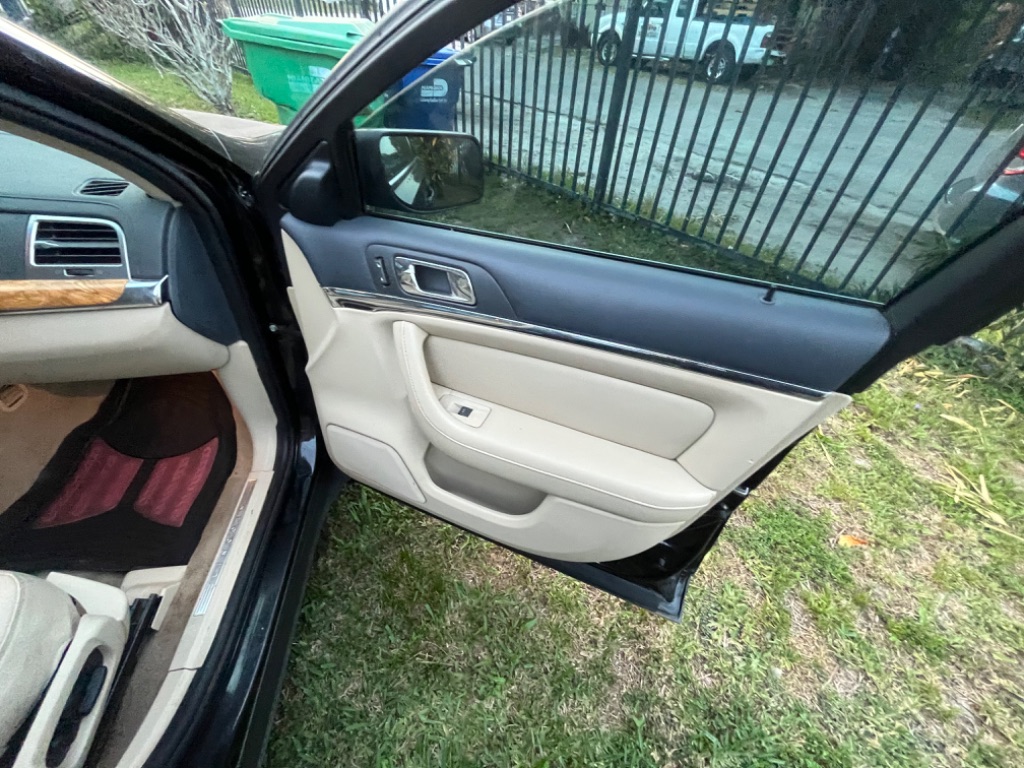 2009 Lincoln MKS
