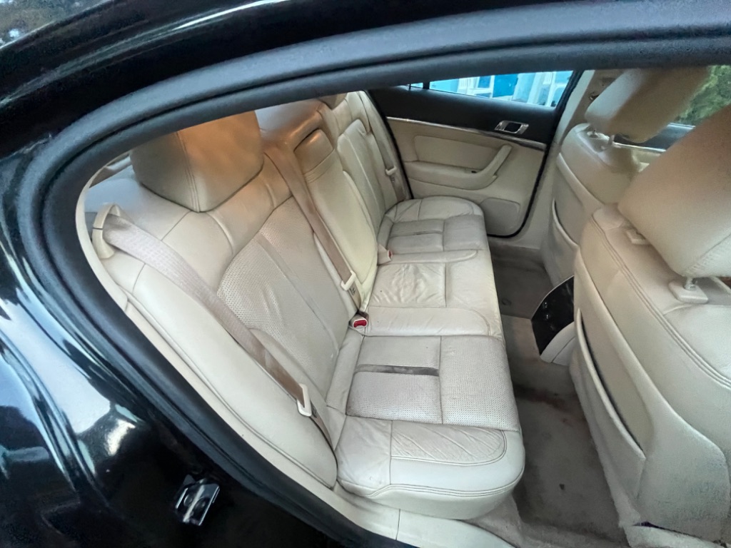 2009 Lincoln MKS