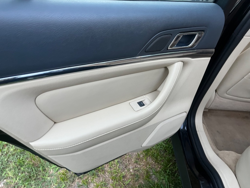 2009 Lincoln MKS