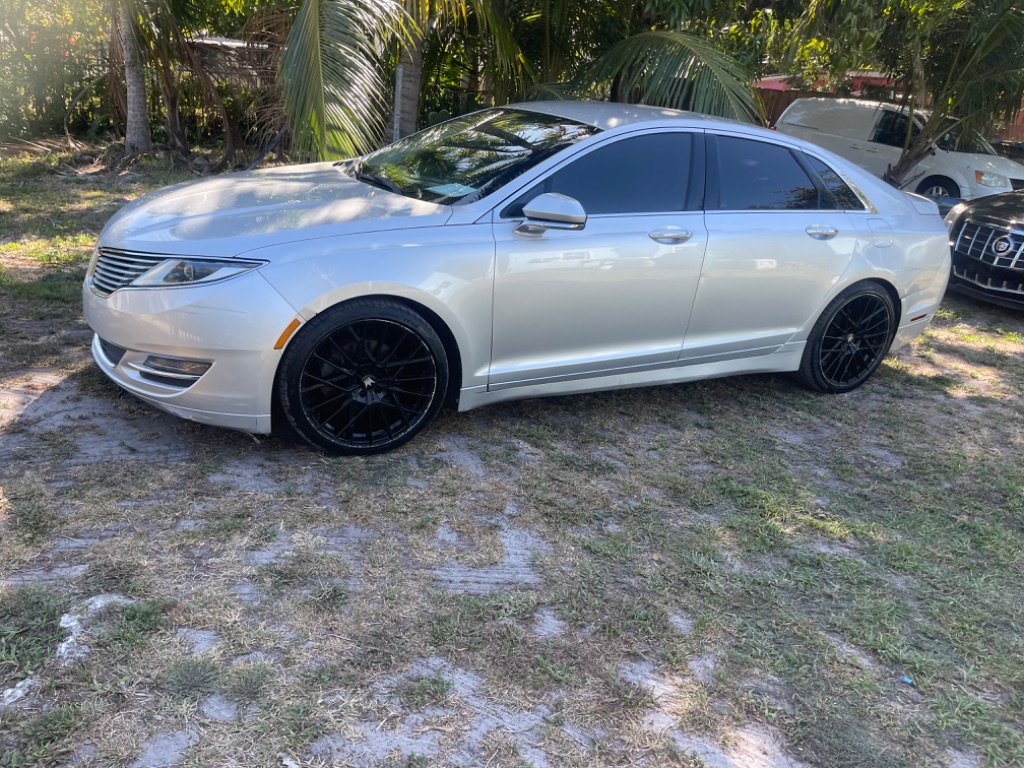 2014 Lincoln MKZ