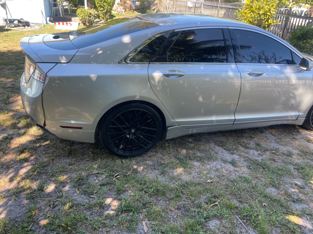 2014 Lincoln MKZ