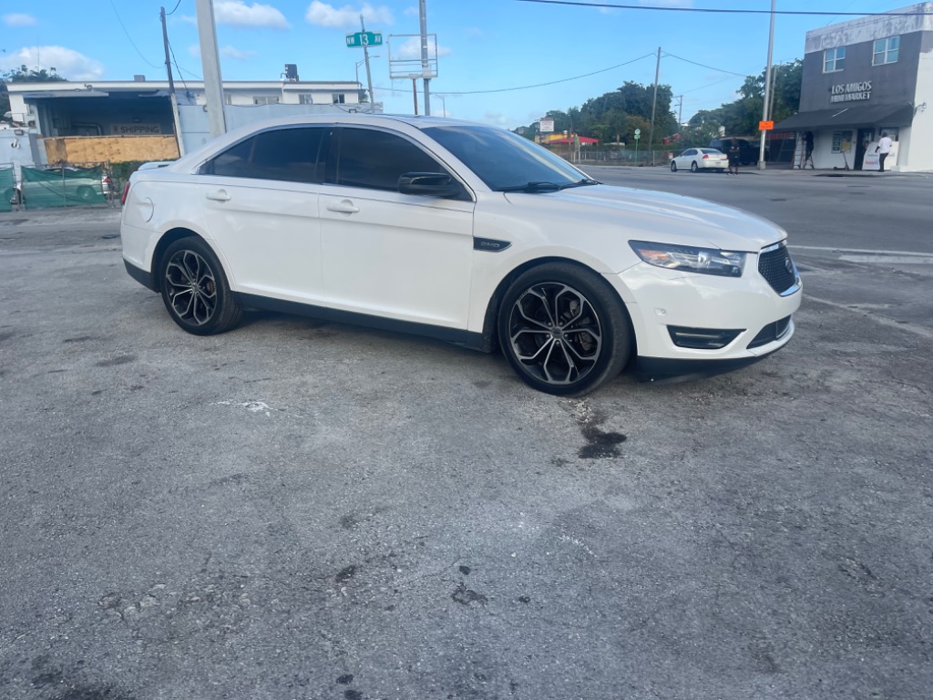 2014 Ford Taurus