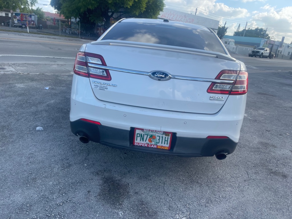 2014 Ford Taurus