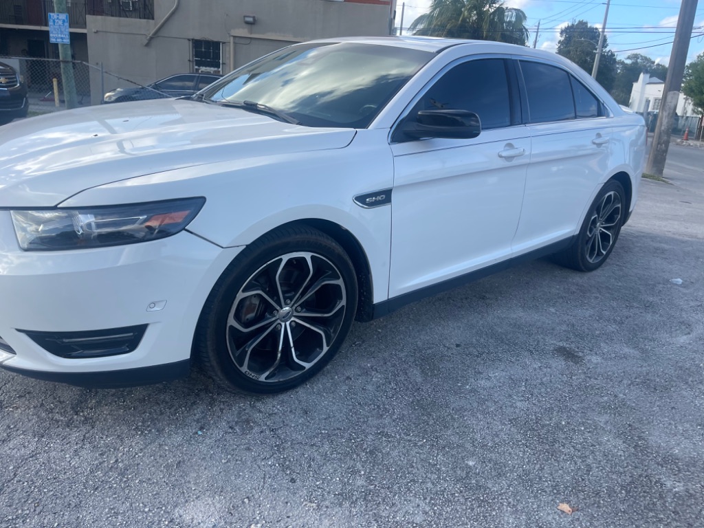 2014 Ford Taurus