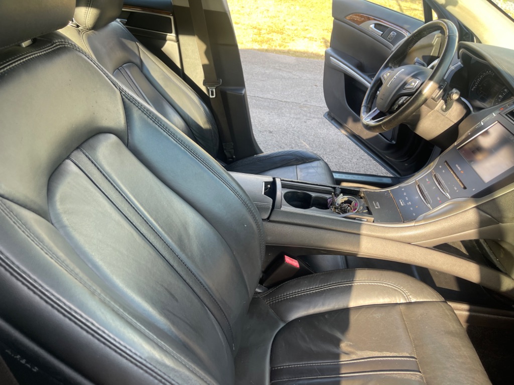 2014 Lincoln MKZ